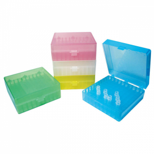 Plastic freezing box with hinged lid